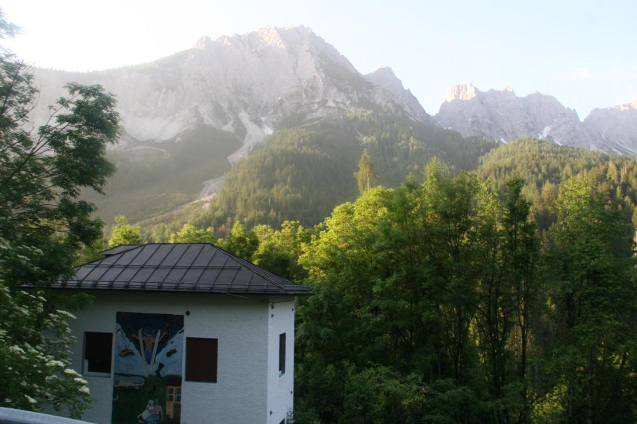 Dolomiti House Hotel Cibiana Exterior photo