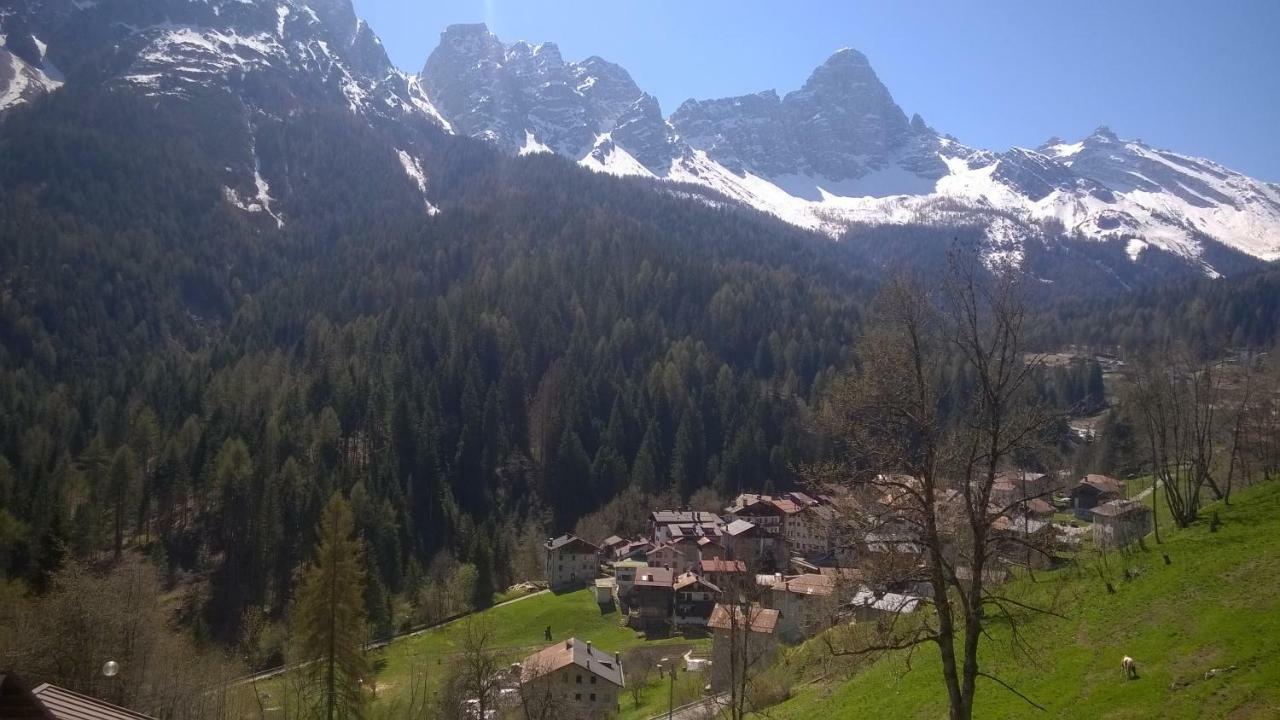 Dolomiti House Hotel Cibiana Exterior photo